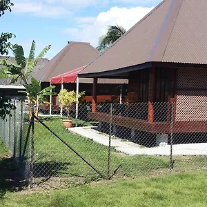 Holiday home Raiatea Airport Bungalow, Uturoa